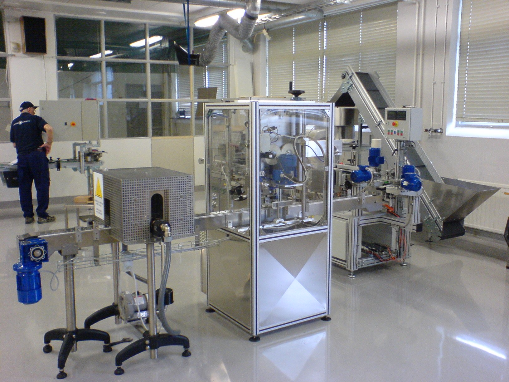 Mini Mono Capping Production Line, Fully Automatic Cap Application